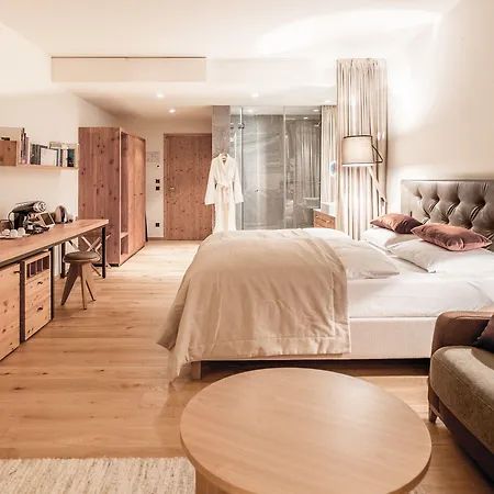 Nidum - 캐주얼 럭셔리