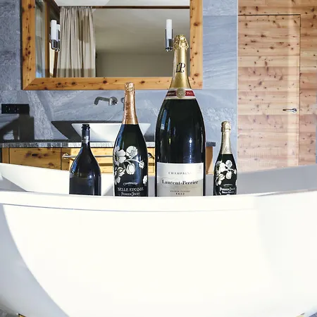 Nidum - Casual Luxury Hotel 3*