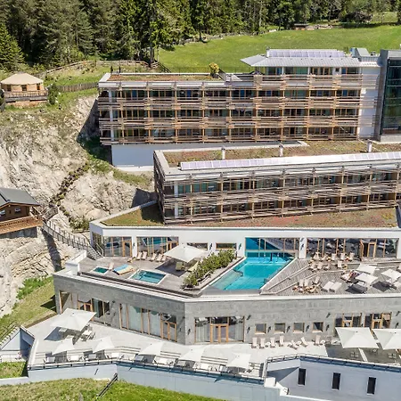 Nidum - Casual Luxury