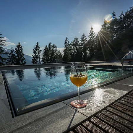 Nidum - 캐주얼 럭셔리 3*