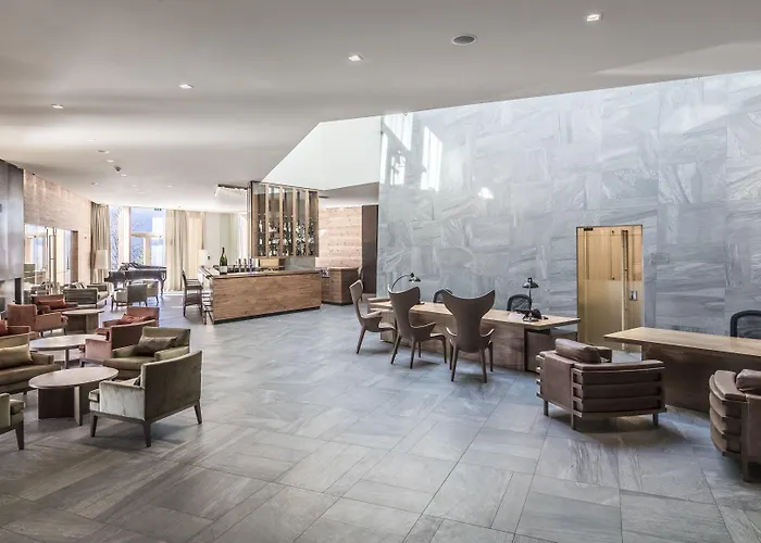 Nidum - Casual Luxury Hotel