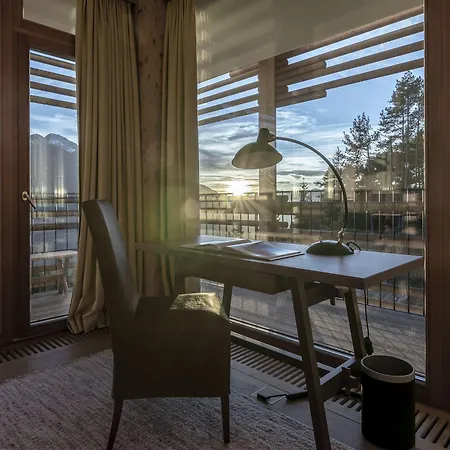 Nidum カジュアル ラグジュアリー Mösern