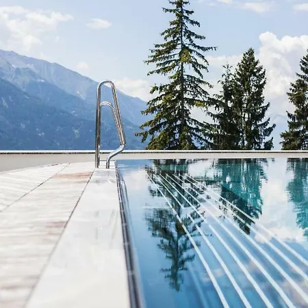 Nidum カジュアル ラグジュアリー