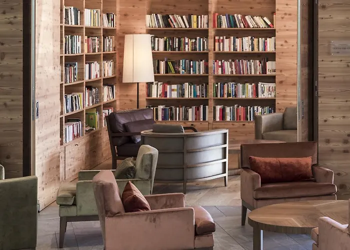 Nidum - Casual Luxury